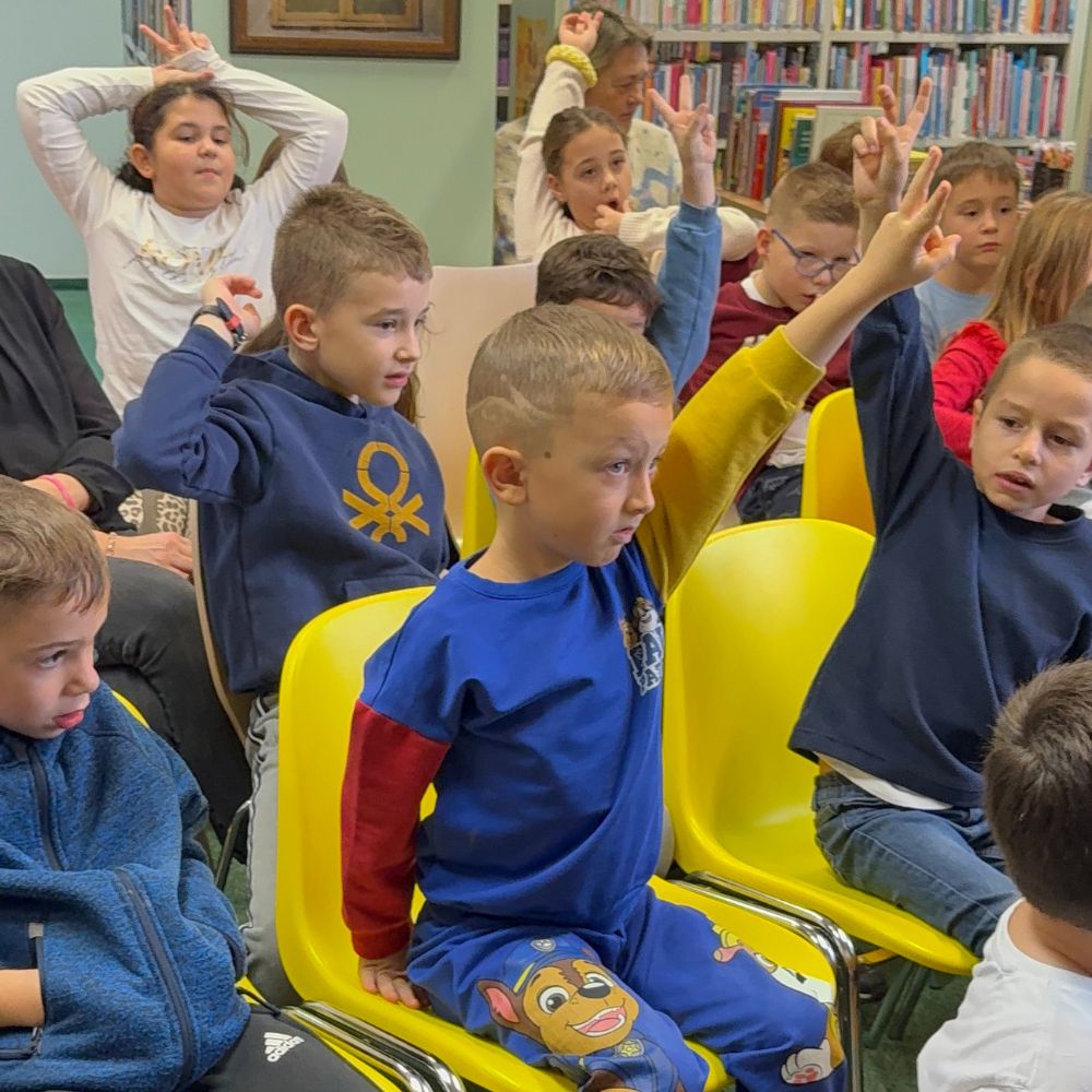 Gostovanje u Knjižnici Dubec – druženje i čitanje slikovnica za djecu.